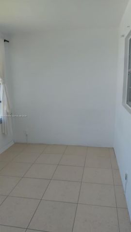 7897 Golf Cir Drive 306, Margate, FL 33063