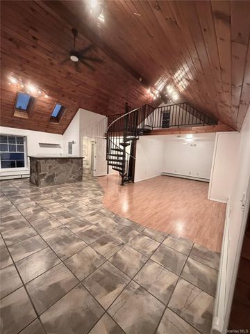 13 Spring Street 2B, Warwick, NY 10990