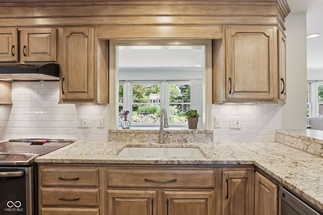 9605 Lincoln Boulevard, Carmel, IN 46280