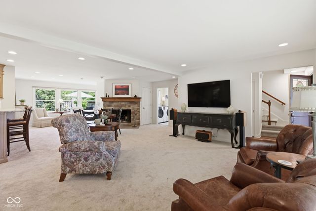 9605 Lincoln Boulevard, Carmel, IN 46280