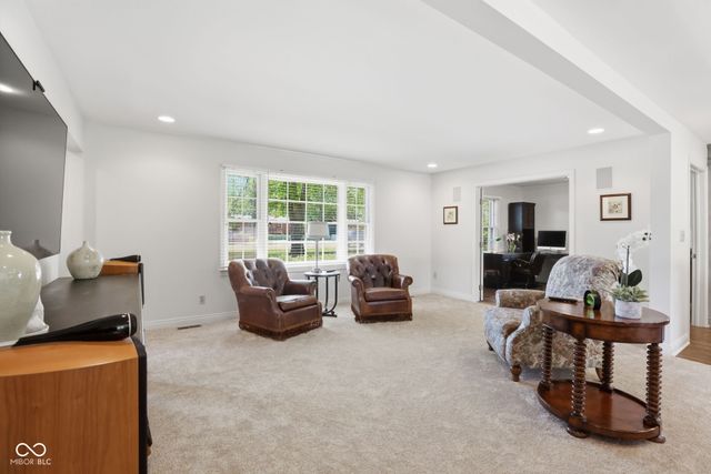 9605 Lincoln Boulevard, Carmel, IN 46280