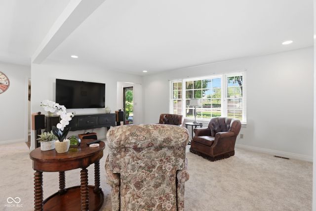 9605 Lincoln Boulevard, Carmel, IN 46280