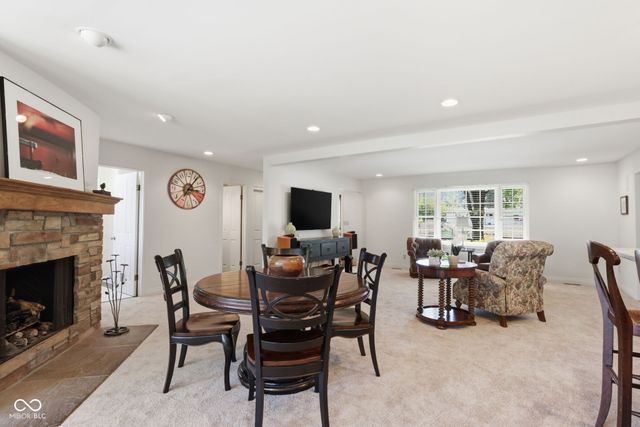 9605 Lincoln Boulevard, Carmel, IN 46280