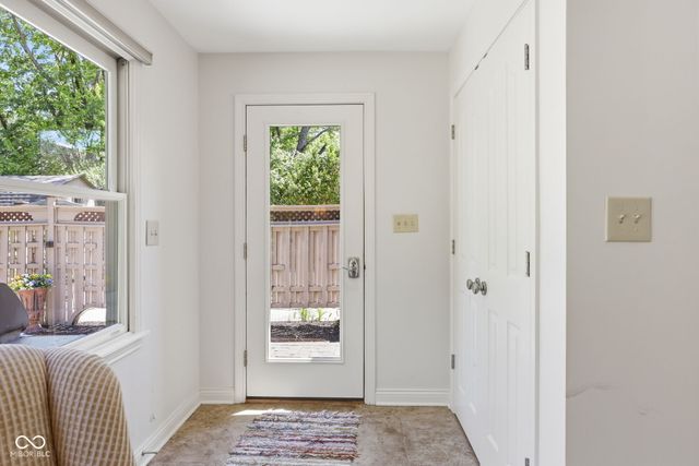 9605 Lincoln Boulevard, Carmel, IN 46280