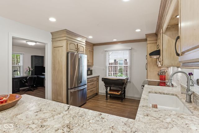 9605 Lincoln Boulevard, Carmel, IN 46280