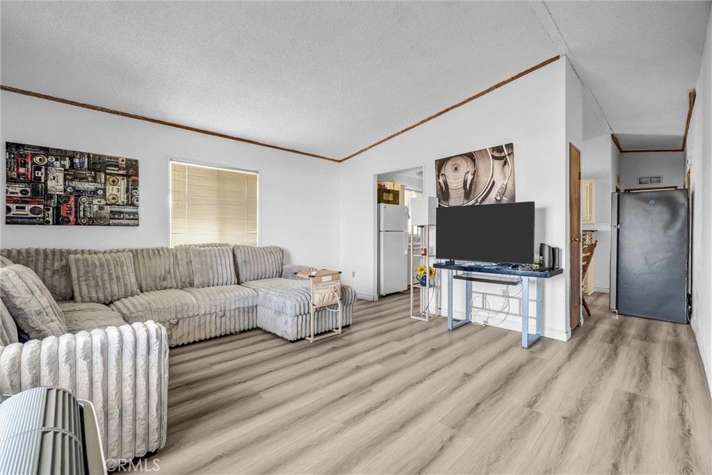25 Elm Via, Anaheim, CA 92801 — photo 5