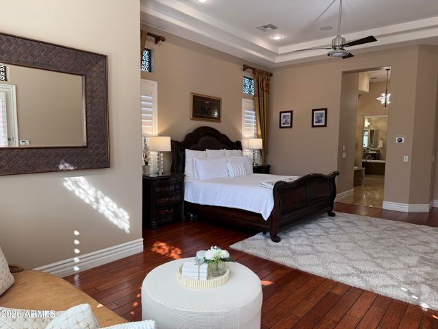305 W GRAND CANYON Drive, Chandler, AZ 85248
