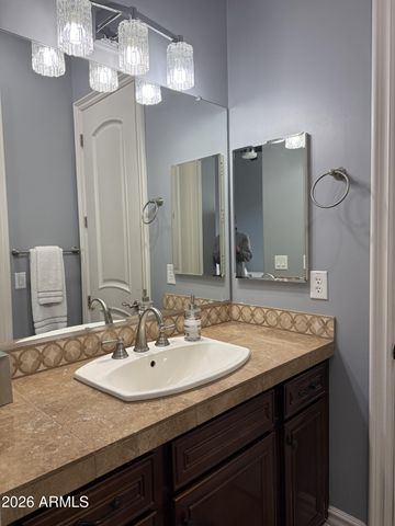 305 W GRAND CANYON Drive, Chandler, AZ 85248