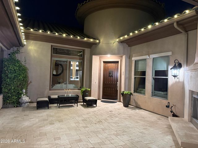 305 W GRAND CANYON Drive, Chandler, AZ 85248