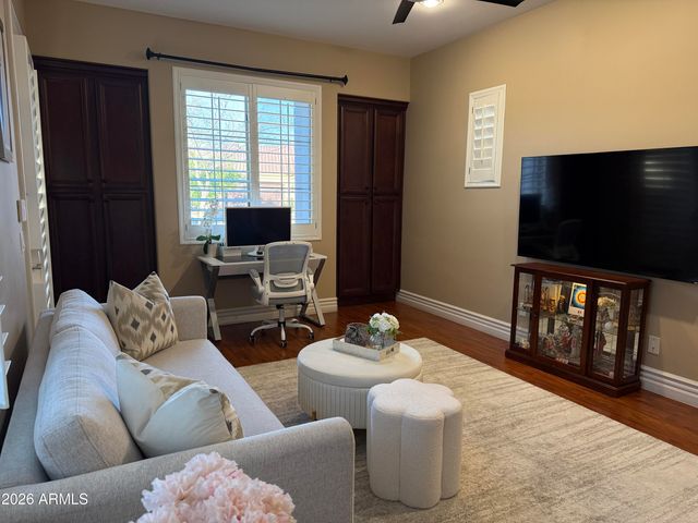 305 W GRAND CANYON Drive, Chandler, AZ 85248
