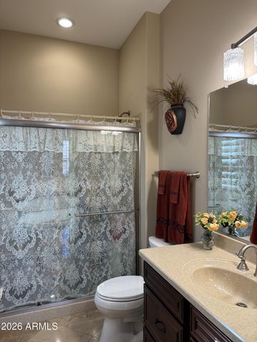 305 W GRAND CANYON Drive, Chandler, AZ 85248