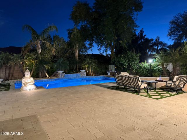 305 W GRAND CANYON Drive, Chandler, AZ 85248