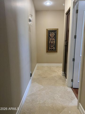 305 W GRAND CANYON Drive, Chandler, AZ 85248
