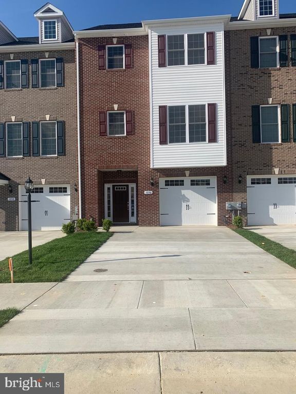 1056 RYE DR, La Plata, MD 20646