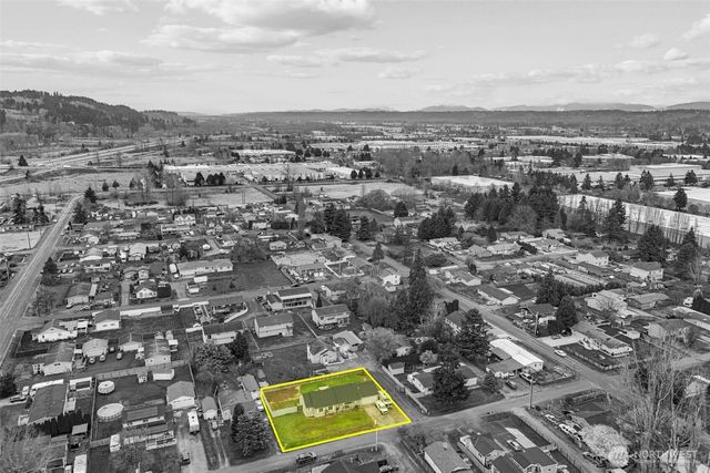 209 8th Avenue N, Algona, WA 98001