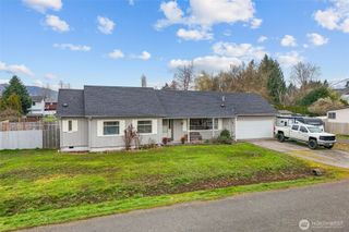 209 8th Avenue N, Algona, WA 98001