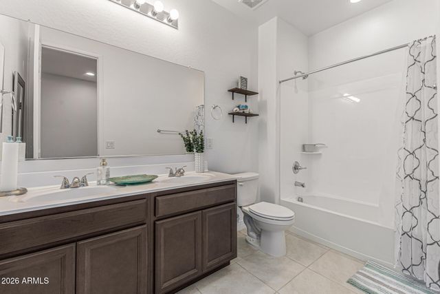 735 W RACINE Drive, Casa Grande, AZ 85122