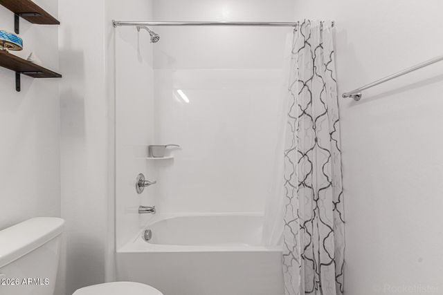 735 W RACINE Drive, Casa Grande, AZ 85122