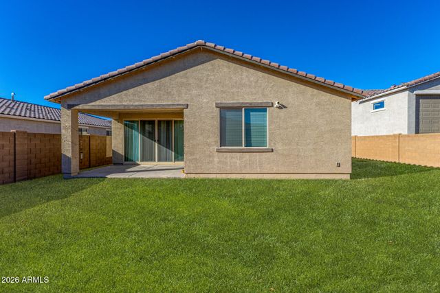 735 W RACINE Drive, Casa Grande, AZ 85122