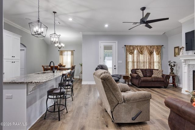 221 Caribbean Boulevard, Sunset, LA 70584