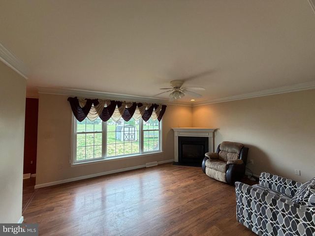 451 FENCEPOST LN, Palmyra, PA 17078