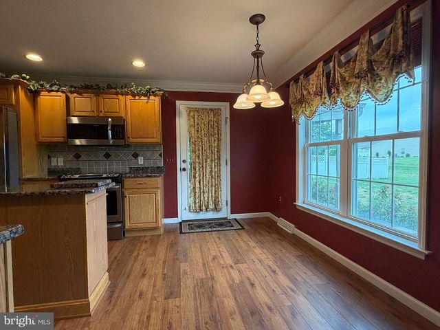 451 FENCEPOST LN, Palmyra, PA 17078