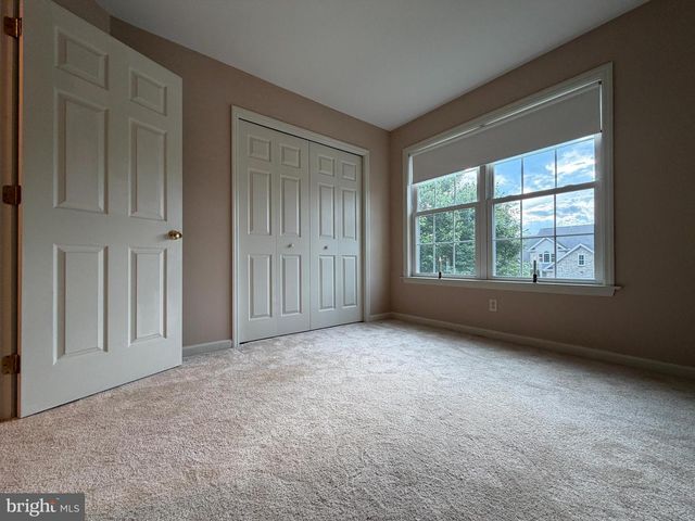 451 FENCEPOST LN, Palmyra, PA 17078