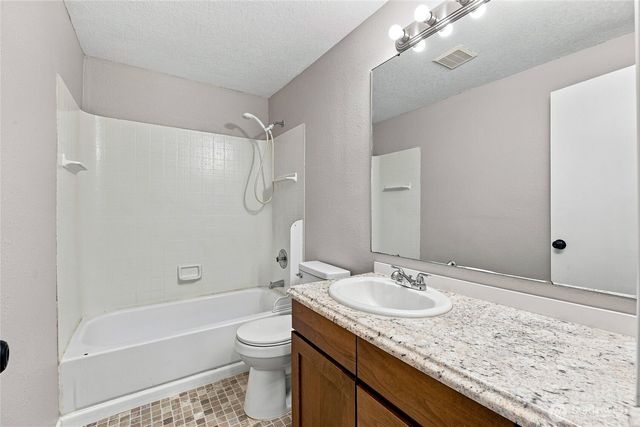 2014 166th Street Ct E, Spanaway, WA 98387