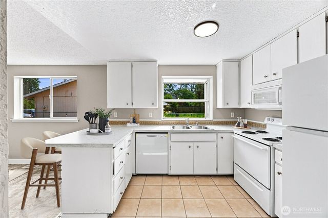 2014 166th Street Ct E, Spanaway, WA 98387