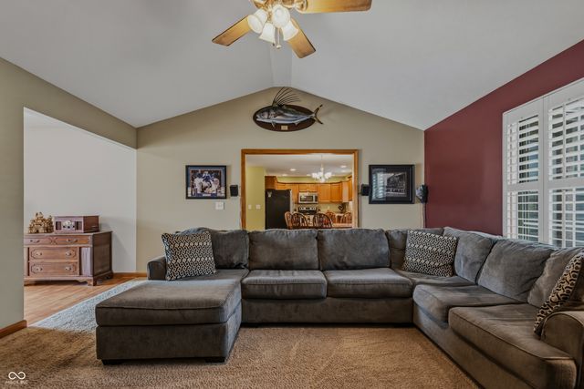 1778 G Williams Parkway, Seymour, IN 47274