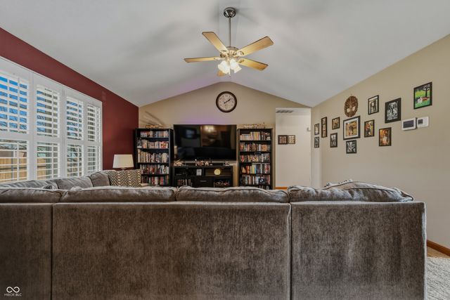 1778 G Williams Parkway, Seymour, IN 47274