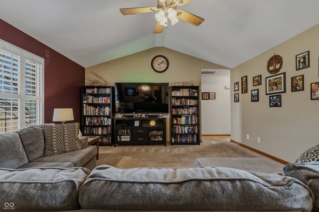 1778 G Williams Parkway, Seymour, IN 47274