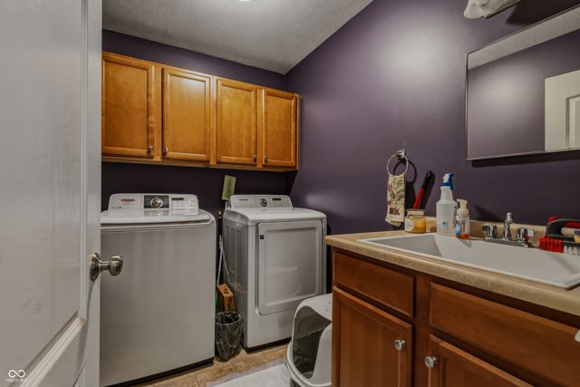 1778 G Williams Parkway, Seymour, IN 47274