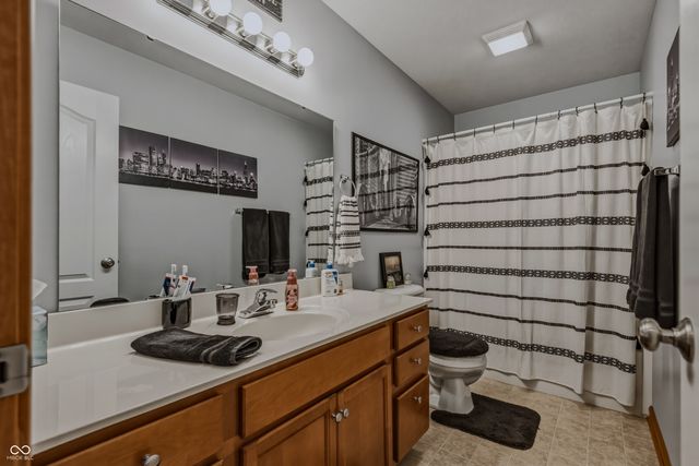1778 G Williams Parkway, Seymour, IN 47274