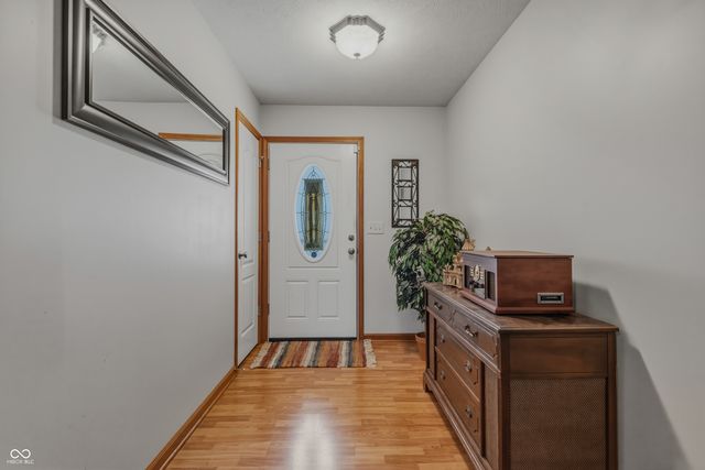 1778 G Williams Parkway, Seymour, IN 47274