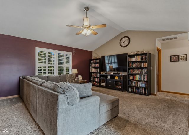 1778 G Williams Parkway, Seymour, IN 47274