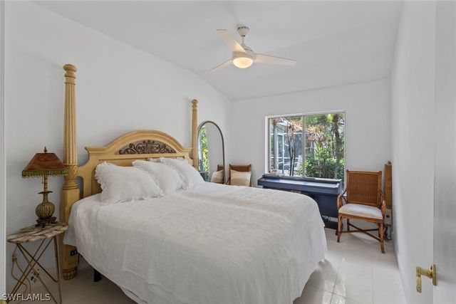 930 Moon Lake DR, Naples, FL 34104