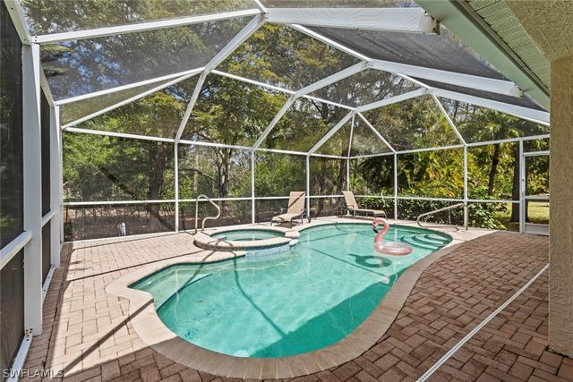 930 Moon Lake DR, Naples, FL 34104