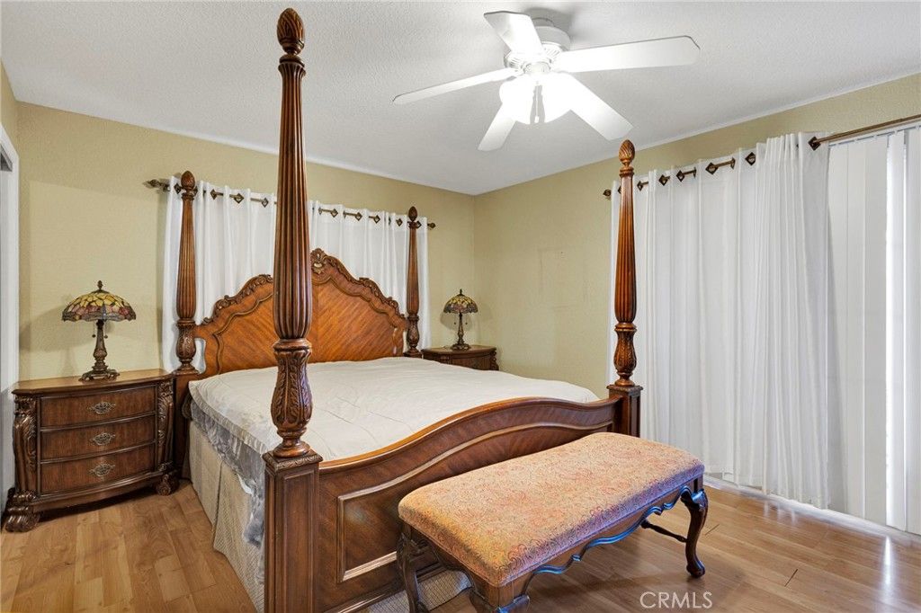 Image 24 of property listing at 13045 Caspian Drive, Victorville, CA 92395