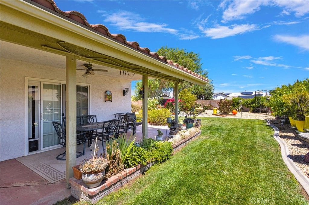 Image 30 of property listing at 13045 Caspian Drive, Victorville, CA 92395