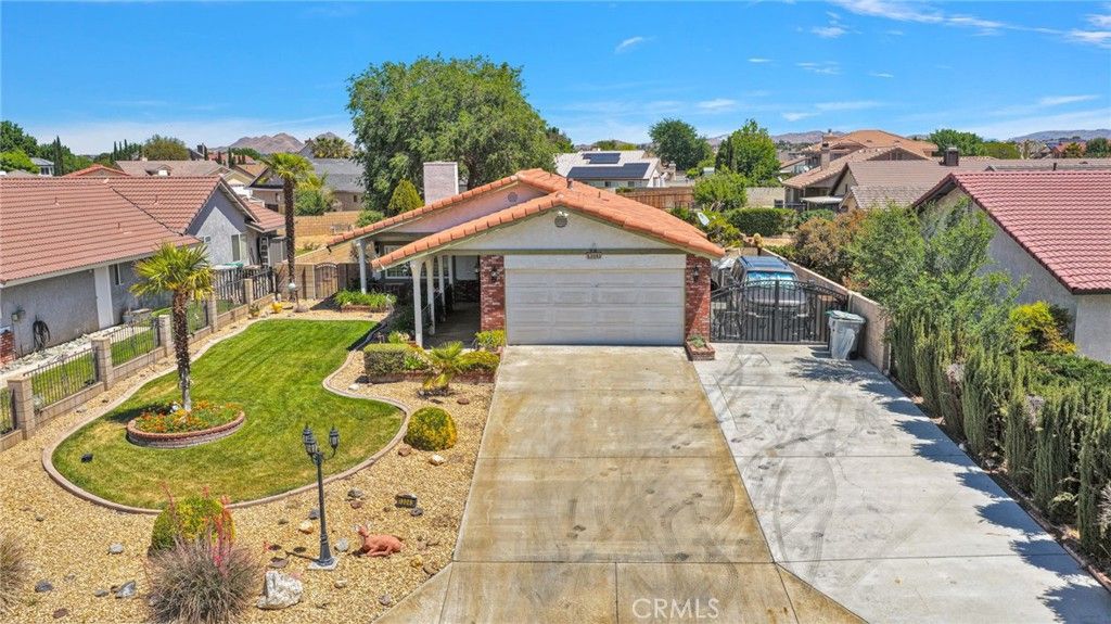 Image 38 of property listing at 13045 Caspian Drive, Victorville, CA 92395