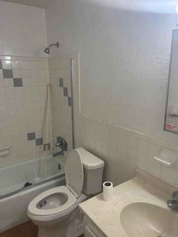 2170 Knox Mcrae Drive 24, Titusville, FL 32780