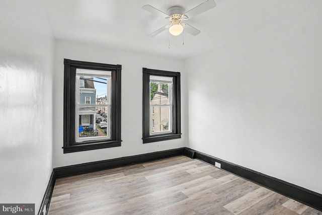 1231 OLEY ST, Reading, PA 19604