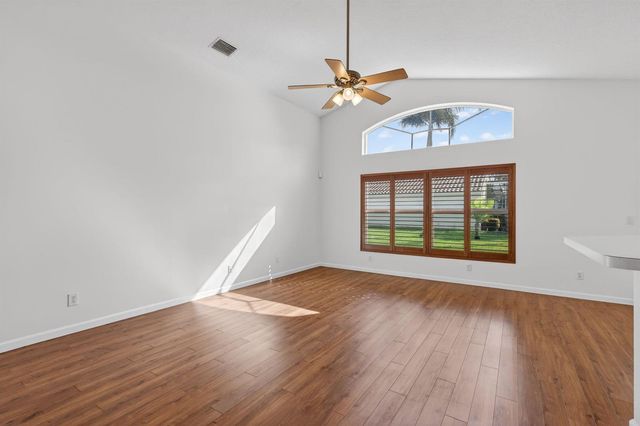 1021 SE Westminster Place, Stuart, FL 34997
