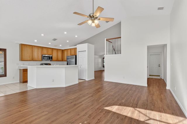 1021 SE Westminster Place, Stuart, FL 34997