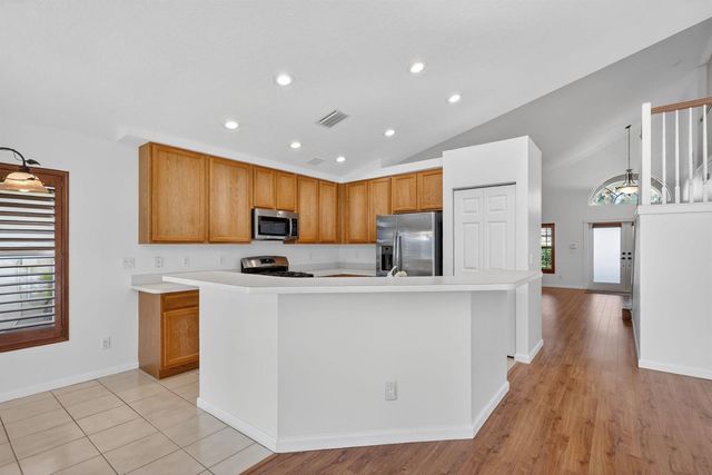 1021 SE Westminster Place, Stuart, FL 34997
