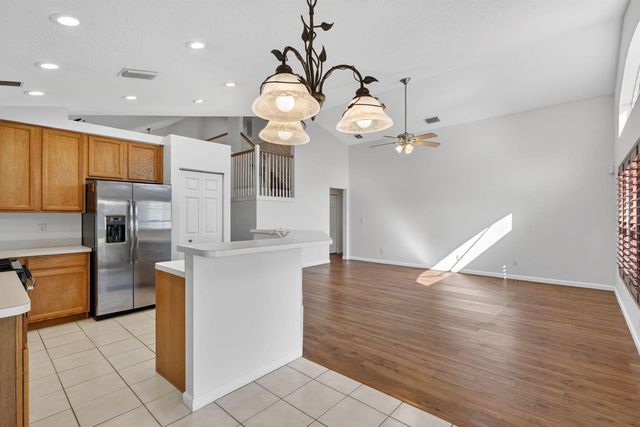 1021 SE Westminster Place, Stuart, FL 34997
