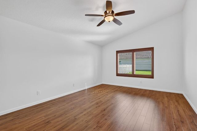 1021 SE Westminster Place, Stuart, FL 34997