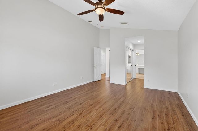 1021 SE Westminster Place, Stuart, FL 34997