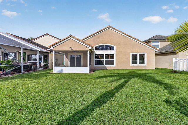 1021 SE Westminster Place, Stuart, FL 34997
